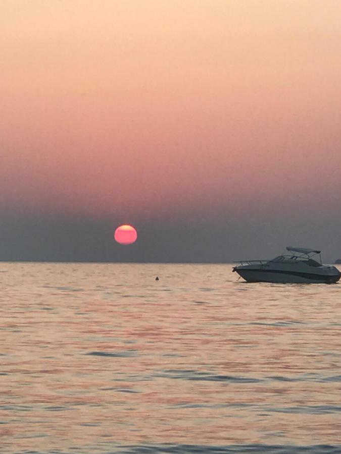 Our Little Paradise ! Nikiti ! Nikiti (Sithonia) Exterior foto
